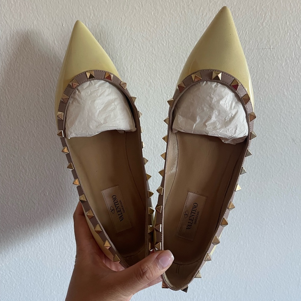 Valentino rock stud flats